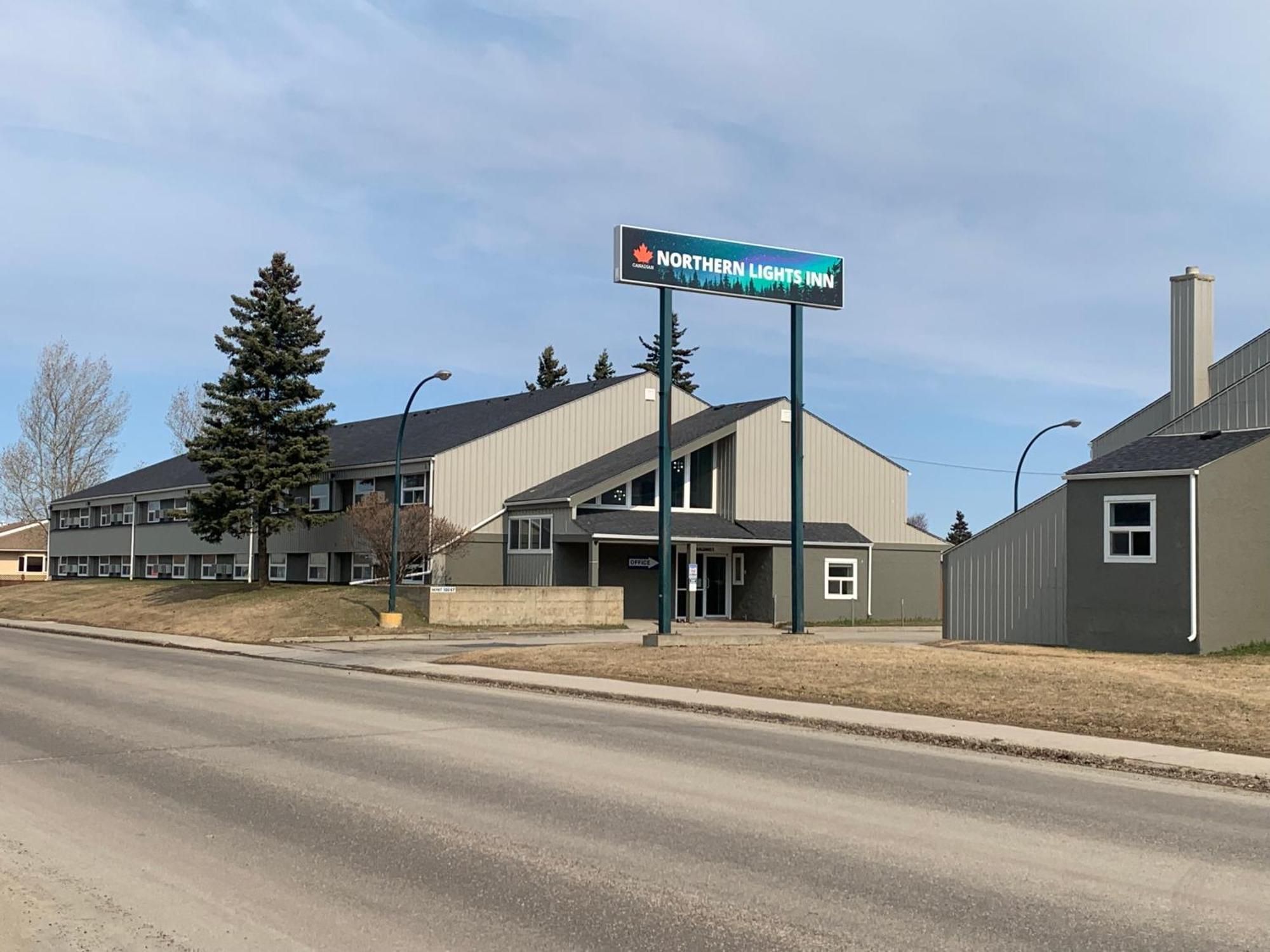 Northern Lights Inn Fort St. John Экстерьер фото